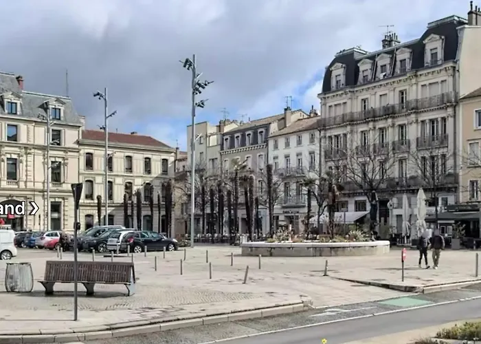 Le Petit Briand - Le Champ De Mars Valence (Drome)